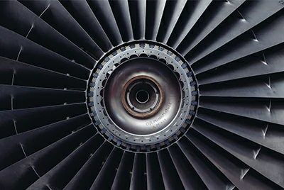 Fan blades and fan discs Fan blades and fan discs
