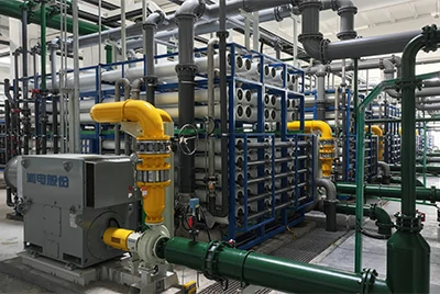 Equipamento químico e dessalinização de água do mar