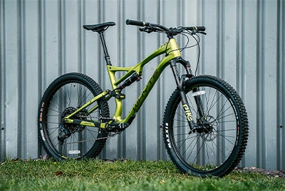 Mountain Bikes & Lightweight Sports Equipment