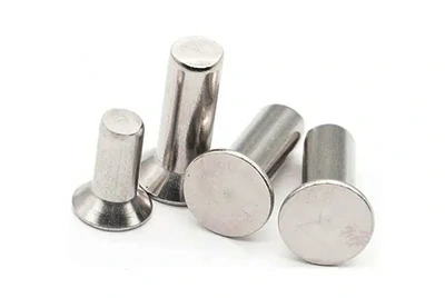 Titanium flush rivet