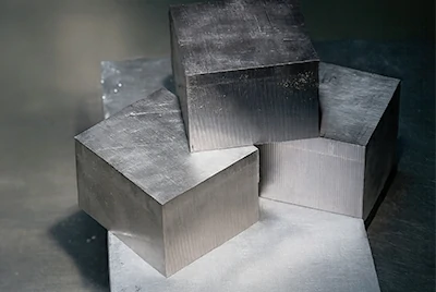 Forged titanium block (ASTM B381) Forged titanium block (ASTM B381)