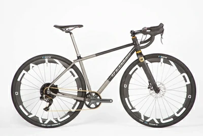 Custom Titan Fahrradrahmen