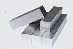 5. Sınıf Titanyum Kare Çubuk