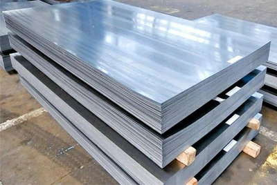 Armatura e piastra balistica di titanio